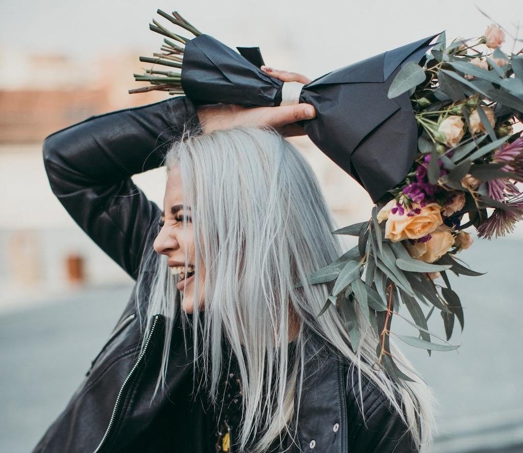 How to get silver grey hair